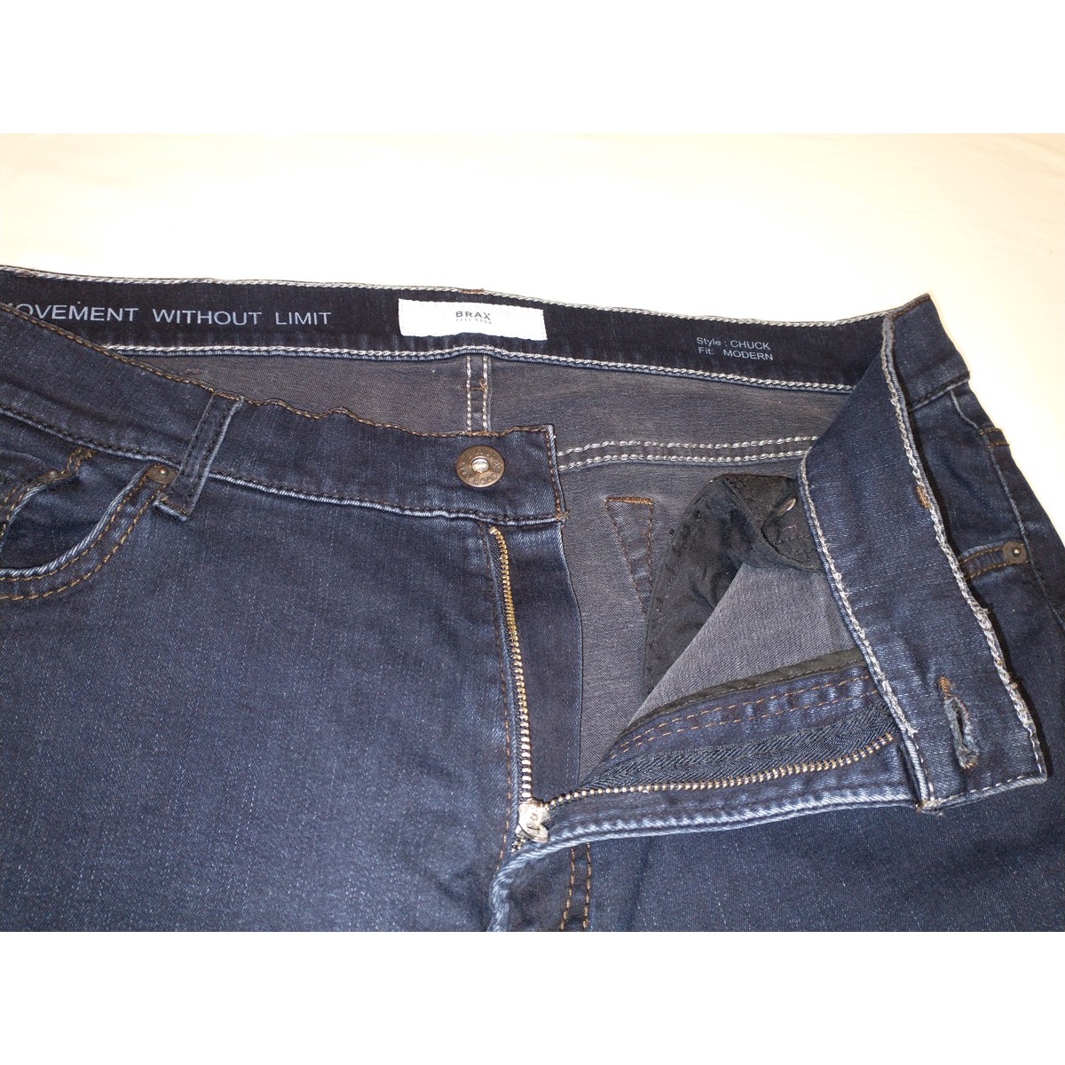 5-Pocket-Jeans * Brax Chuck * Gr 44 * 44cm Bundweite * Hi-Flex  Super-Stretch | Herren | Bekleidung | nachhaltig kramen - KiK e.V. Erfurt