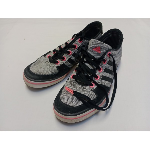 Halbschuh Sneaker * Adidas by Graceland * Gr 38